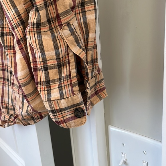 H&M Flannel - Picture 5 of 5